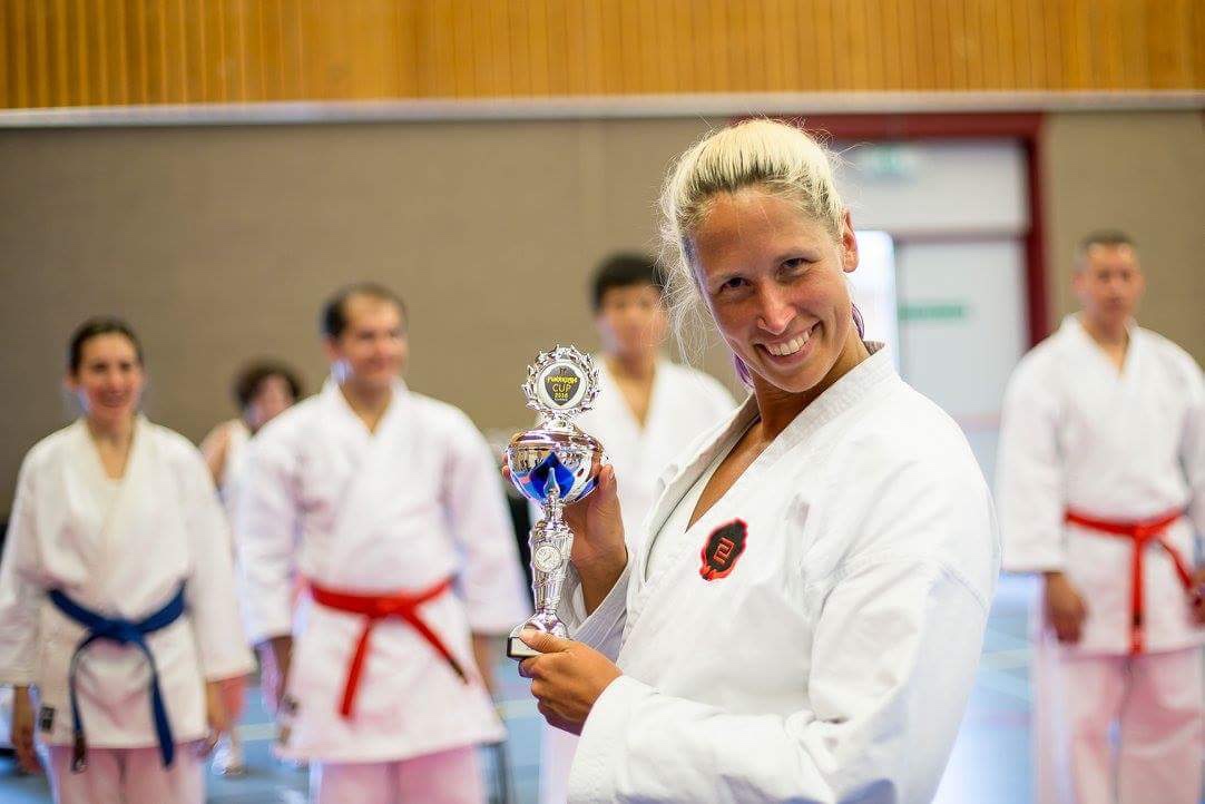 daphne-pieterson-karate